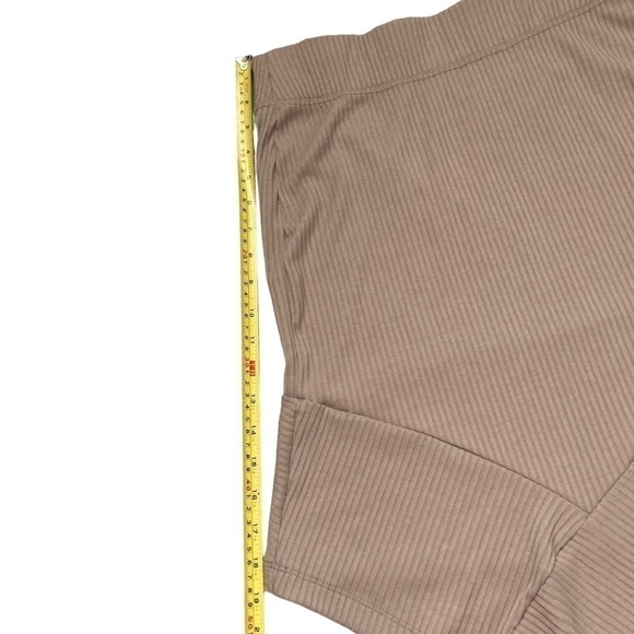 Fig Clothing Oma ribbed body con asymmetrical high low beige oatmeal color skirt - Picture 3 of 9